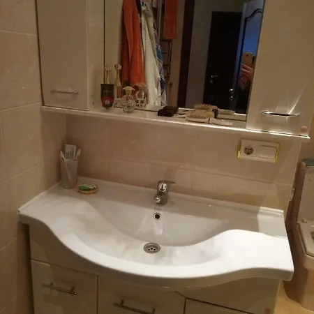 Apartment Квартира У Жд Вокзала Жк «Чудо Город» *